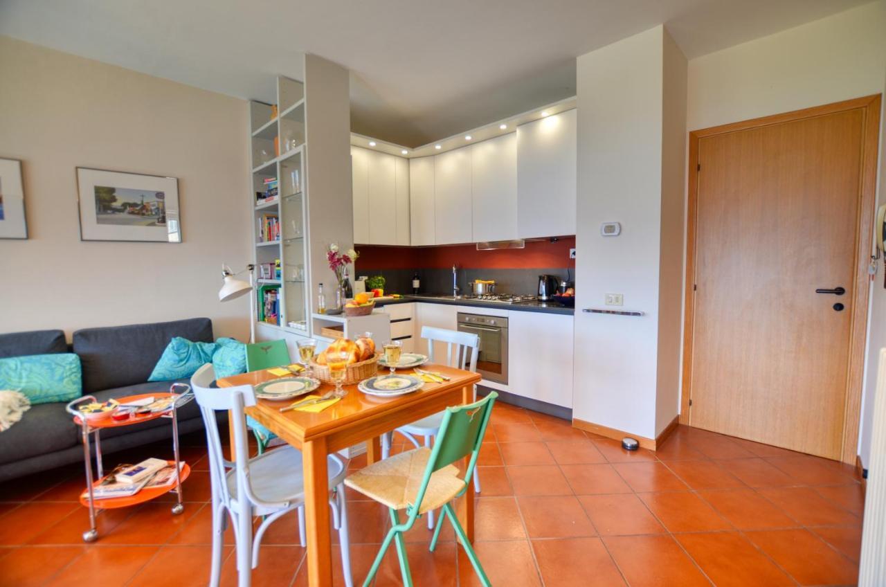 2-Bedroom Lakeview Apartment Bella Gaeta San Siro  Exterior foto
